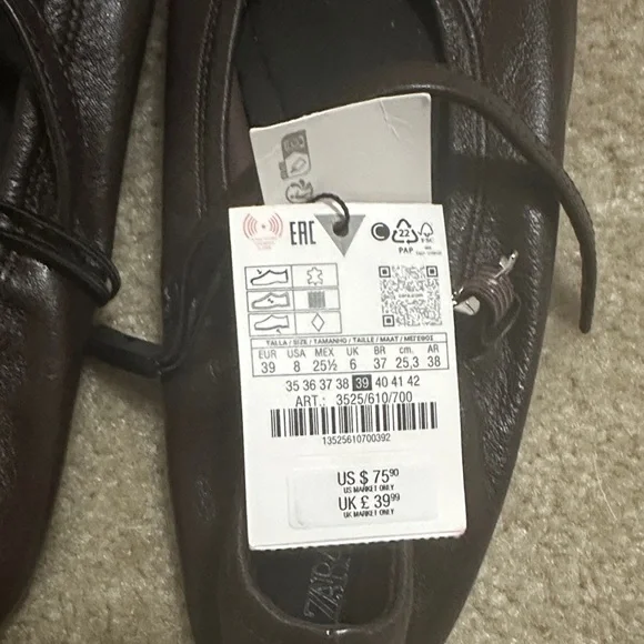 Zara Light Blue Flare Jeans - Picture 7 of 7